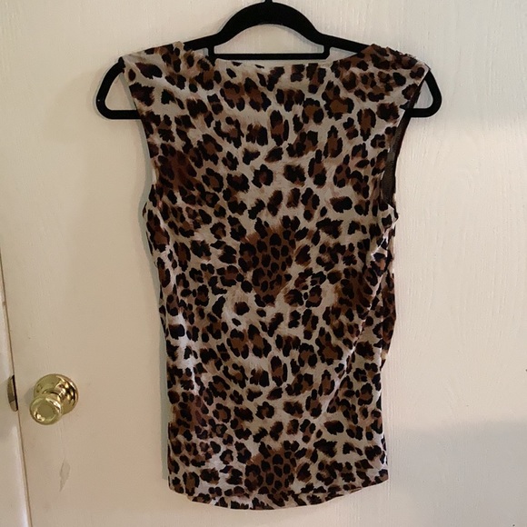 Leopard print blouse. M - Picture 2 of 3